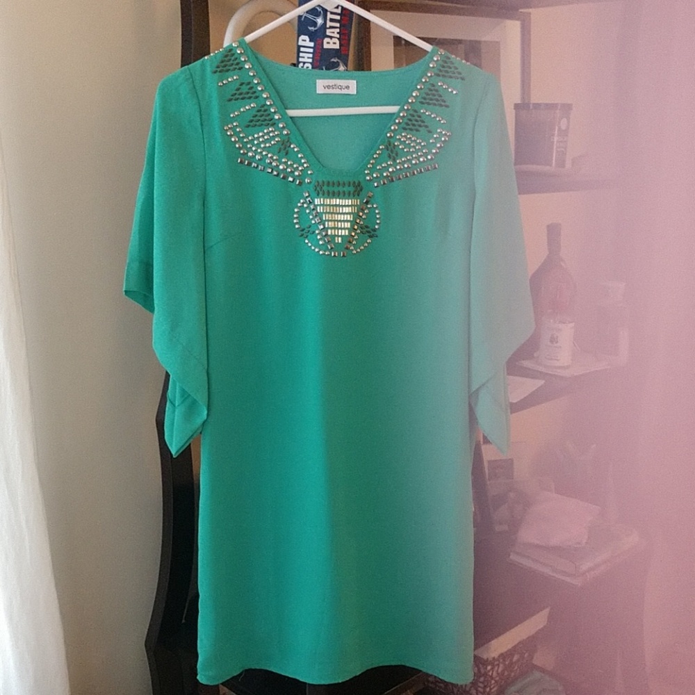 Vestique Green Dress